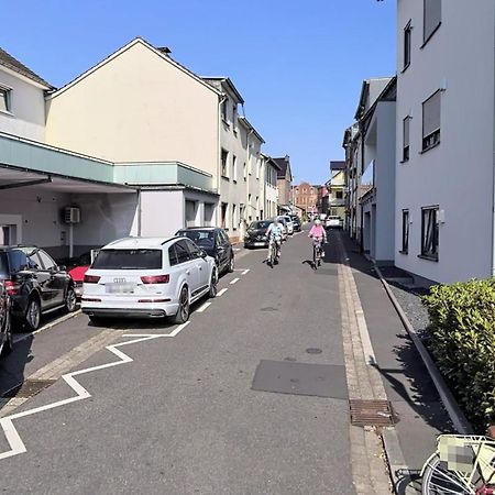 Business & Family - Zentral, 24H Check-In, Xxl Tv Lejlighed Siegburg Eksteriør billede